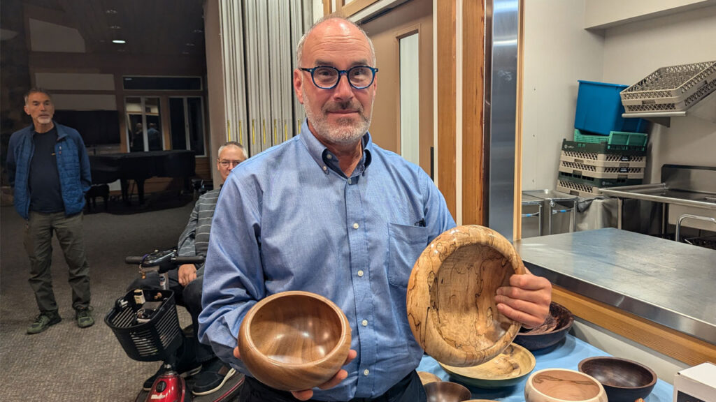 Daniel Saal turned several bowls