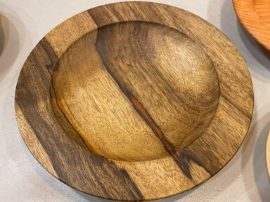 Fred's wooden platter with dramatic wooden grain